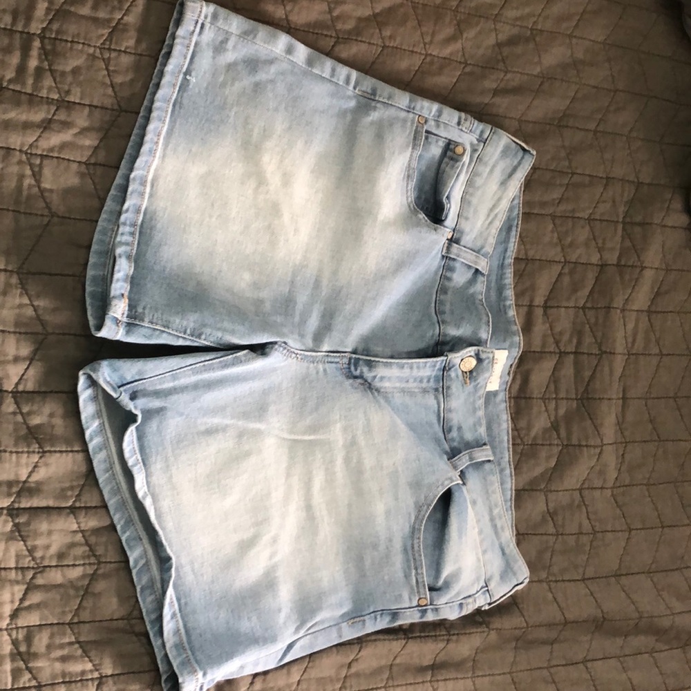 Jean shorts for woman